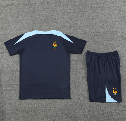 Kit Entraînement Adulte France 24/25